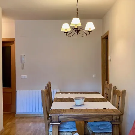 Bpirineos-albares Appartement Benasque