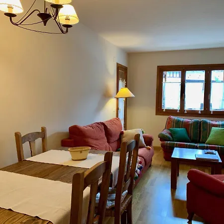 Bpirineos-albares Appartement *