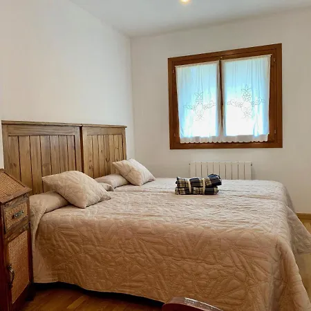 Bpirineos-albares * Benasque