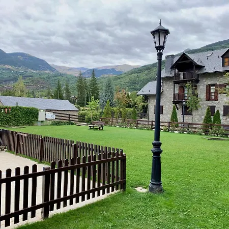 Bpirineos-albares Appartement Benasque