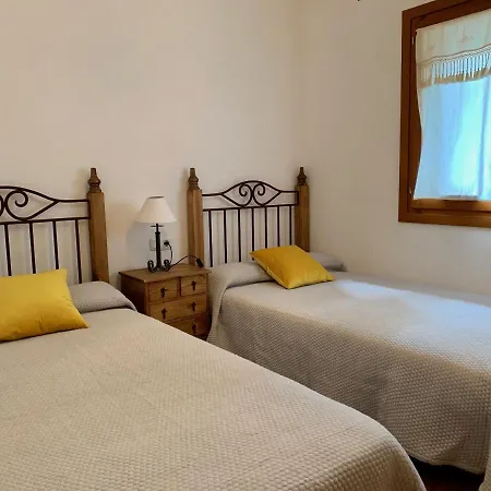 Bpirineos-albares Appartement *