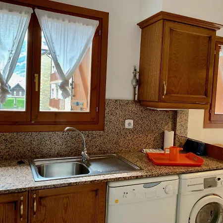 Bpirineos-albares * Benasque