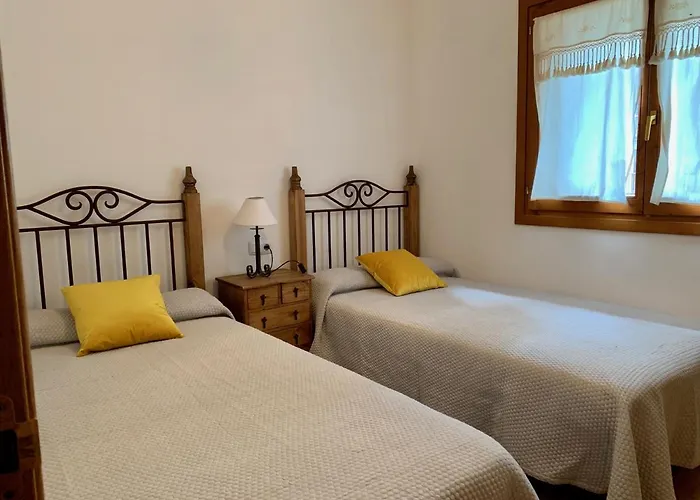 Bpirineos-albares Lägenhet *